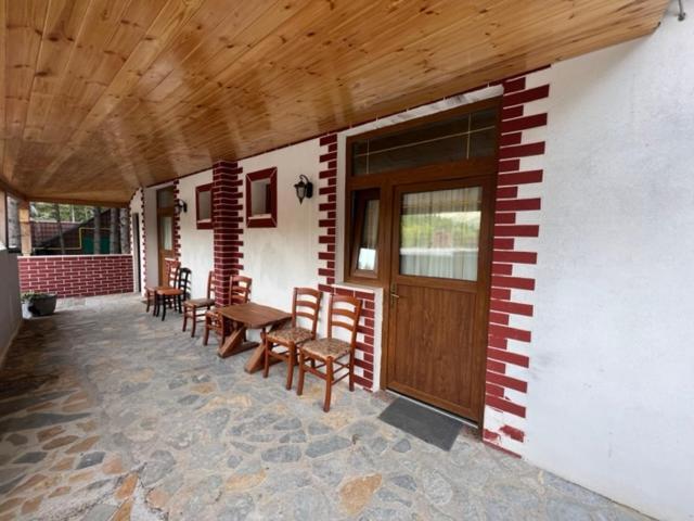 Vila Pepaj Razëm 外观 照片