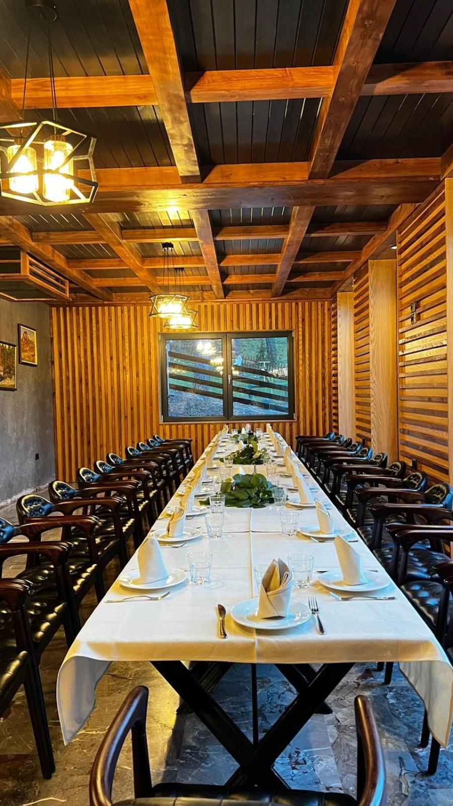 Vila Pepaj Razëm 外观 照片